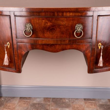 Original Englisches Antikes Mahagoni Sideboard aus dem 19. JH.