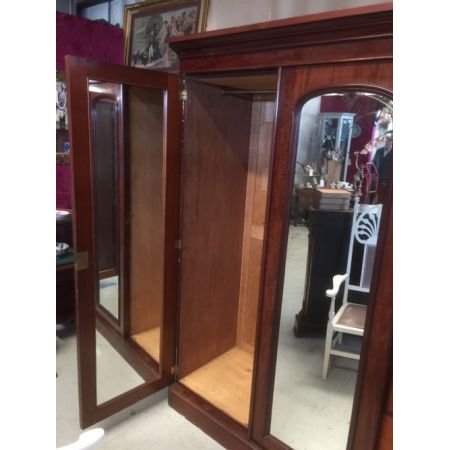 Großer original antiker Mahagoni Kleiderschrank englisch 1850