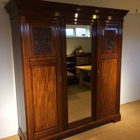 Antiker edwardiansicher Mahagoni Kleiderschrank englisch antik 1890