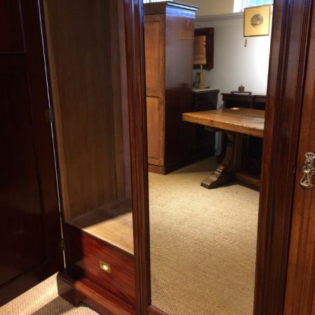 Antiker edwardiansicher Mahagoni Kleiderschrank englisch antik 1890