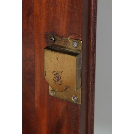 Georgianischer Linen Press Kleiderschrank Mahagoni englisch 1810
