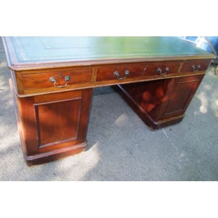 Antiker Englischer Mahagoni Schreibtisch Original Leder 1840