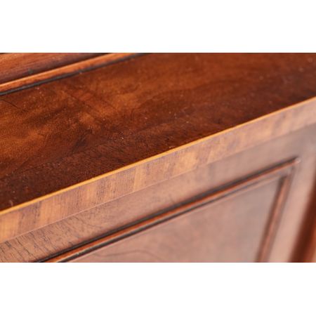 Hochwertiger original antiker Mahagoni Breakfront Bücherschrank englisch 1910