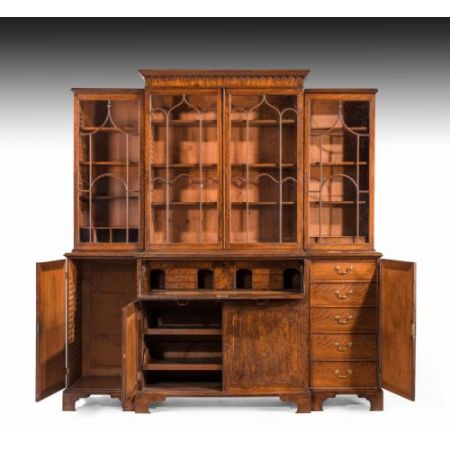 Englischer George III Antiker Mahagoni Breakfront Bücherschrank 1795