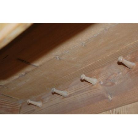 Antiker kleiner englischer Kiefernholz Kleiderschrank original 1870