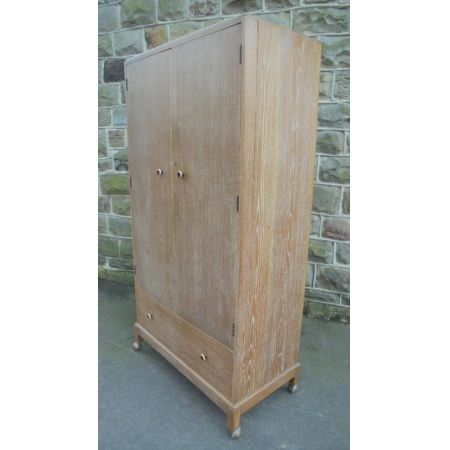 Antiker englischer Eichen Kleiderschrank im Heals Style gekalkt original 1910