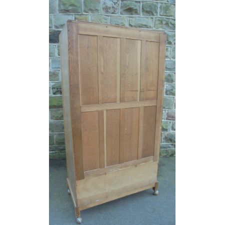 Antiker englischer Eichen Kleiderschrank im Heals Style gekalkt original 1910