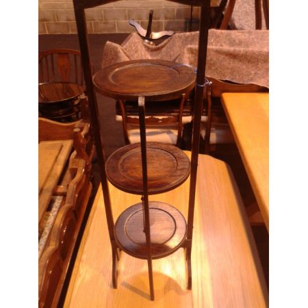 Englischer Antiker Kuchenständer Mahagoni Etagere klappbar 1910