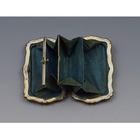 Original französischer Perlmutt Geldbeutel weiß original antik 1850