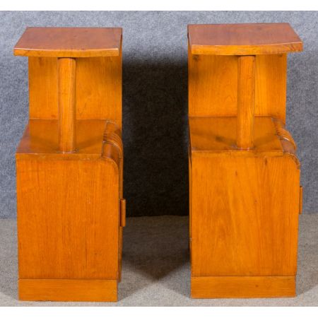 Schönes Paar original antiker Art Deco Nachttische Teak englisch 1920