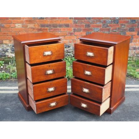 Schönes Paar original antike edwardianische Mahagoni Kommoden 1910