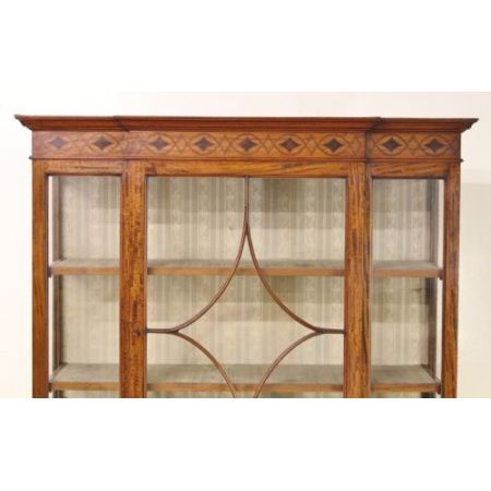 Herrliche antike edwardianische Satinholz Vitrine England 1900