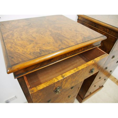 Schönes Paar original antike viktorianische Nussbaum Kommoden 1890