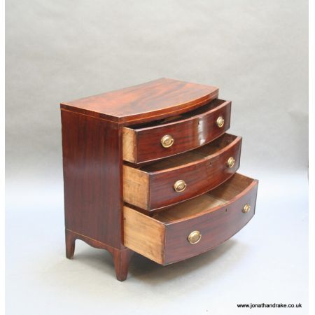 Original antike georgianische Mahagoni Kommode George III England 1800