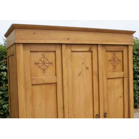 Deutscher antiker Kiefernholz Kleiderschrank original 1900