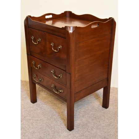 Antike Mahagoni Kommode George III England 1770