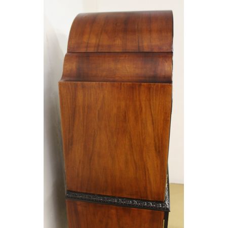 Wunderbarer englischer Art Deco Nussbaum Cocktailschrank antik 1920