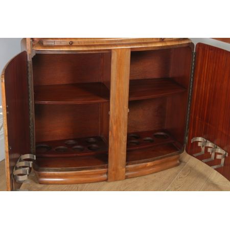 Stilvoller antiker Art Deco Nussbaum Cocktailschrank englisch ca 1930