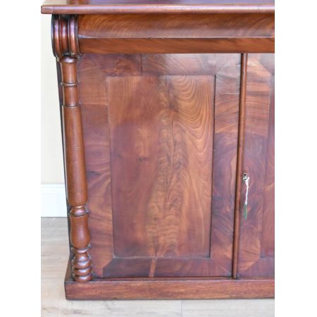 Herrliches antikes viktorianisches Mahagoni Sideboard britisch 1850