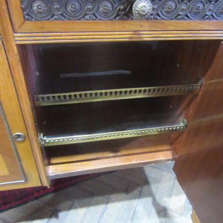 Französisches Sideboard Massivholz Marmor antik 1920