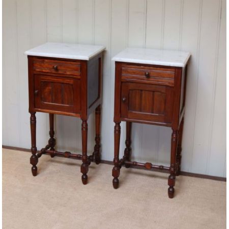 Hübsche französische antike Palisander Nachtschränke mit Marmor ca 1900