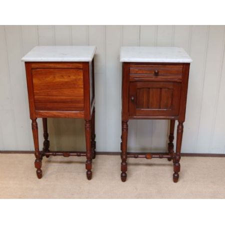 Hübsche französische antike Palisander Nachtschränke mit Marmor ca 1900