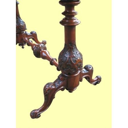 Attraktiver viktorianischer antiker Nussbaum Schreibtisch Damenschreibtisch englisch 1850