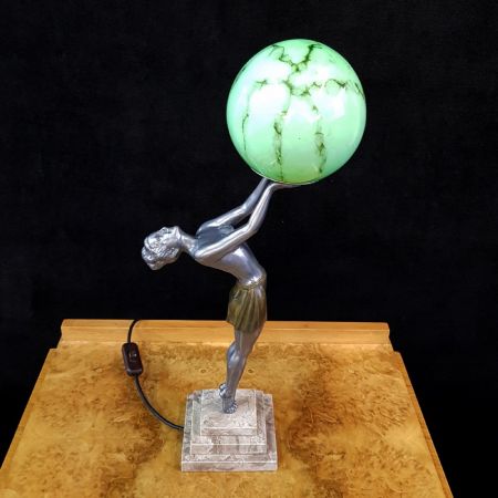 Fantastische antike Art Deco Lampe englische Tischlampe Figur Kugel 1930