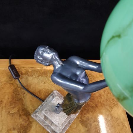 Fantastische antike Art Deco Lampe englische Tischlampe Figur Kugel 1930