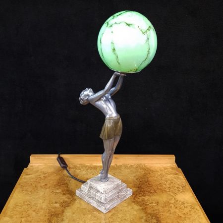 Fantastische antike Art Deco Lampe englische Tischlampe Figur Kugel 1930