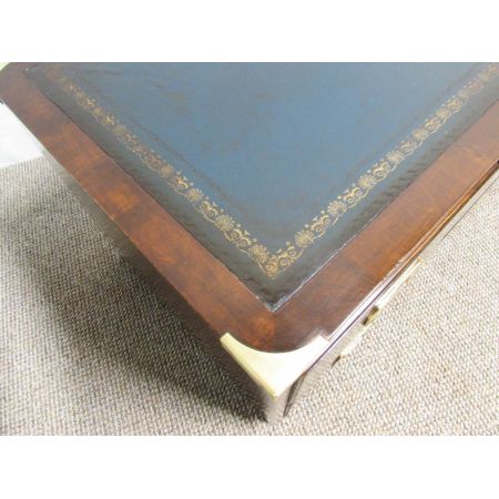 Englische Militär Mahagoni Kommode Sofatisch Leder antik 1920