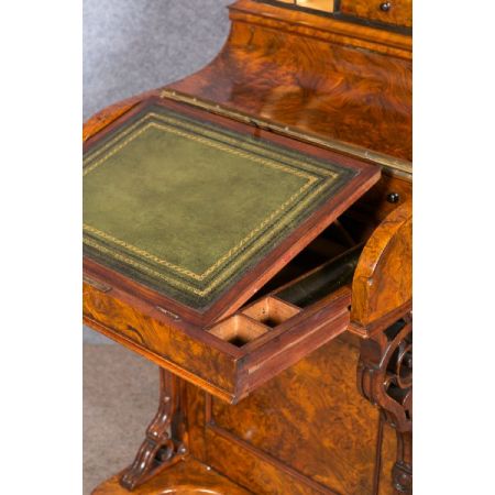 Faszinierender antiker viktorianischer Nussbaum Davenport Schreibtisch englisch 1870