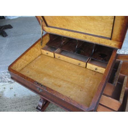 Attraktiver Antiker viktorianischer Davenport Schreibtisch Eiche englisch ca 1850