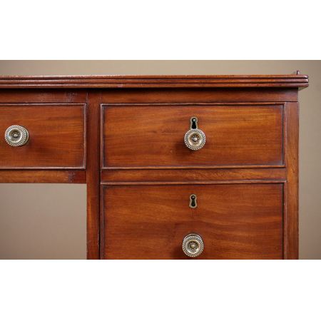 Feiner englischer antiker Mahagoni Schreibtisch William IV 1830