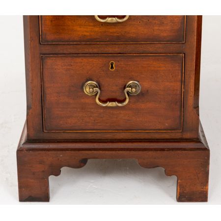 Englischer georgianischer Mahagoni Schreibtisch antik 1920