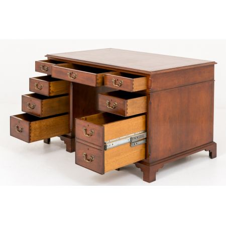 Englischer georgianischer Mahagoni Schreibtisch antik 1920