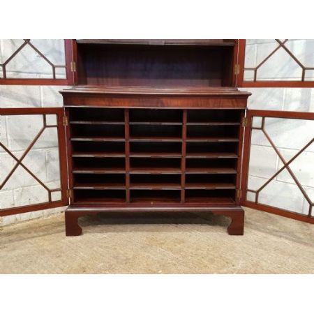 Hübscher antiker Mahagoni Bücherschrank englisch ca 1920