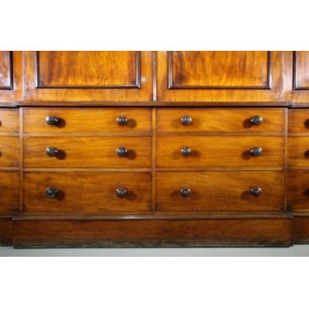 Großer original antiker georgianischer Mahagoni Bücherschrank ca 1800