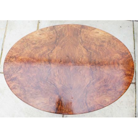 Viktorianischer englischer Nussbaum Beistelltisch Tisch original antik ca 1850