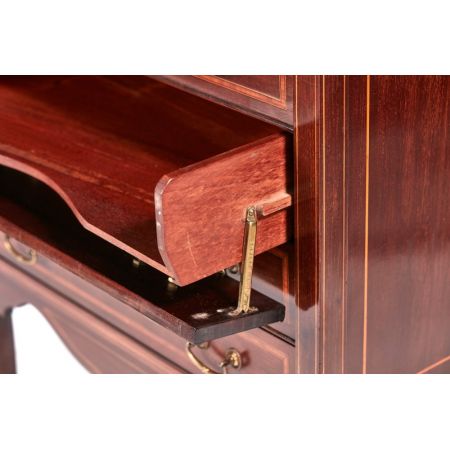 Stilvoller Antiker Englischer Edwardianischer Mahagoni Vitrinen Schrank 