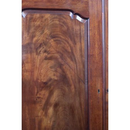 Georgianischer Antiker Mahagoni Kleiderschrank Linen Press englisch ca 1770