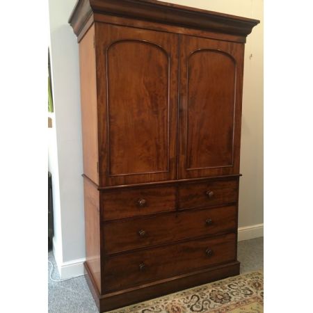 Antiker original viktorianischer Mahagoni Linen Press Kleiderschrank ca 1850