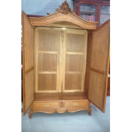 Französischer Antiker Kleiderschrank Eiche ca. 1920
