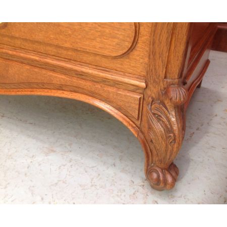 Französischer Antiker Kleiderschrank Eiche ca. 1920