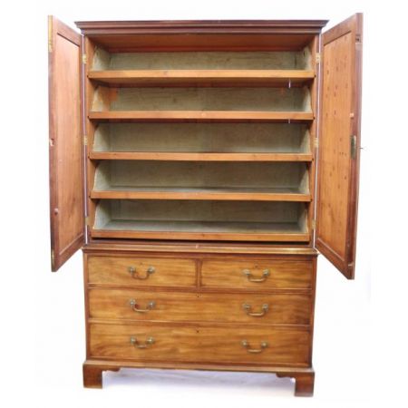 Hervorragender antiker georgianischer Mahagoni Kleiderschrank englisch ca 1770