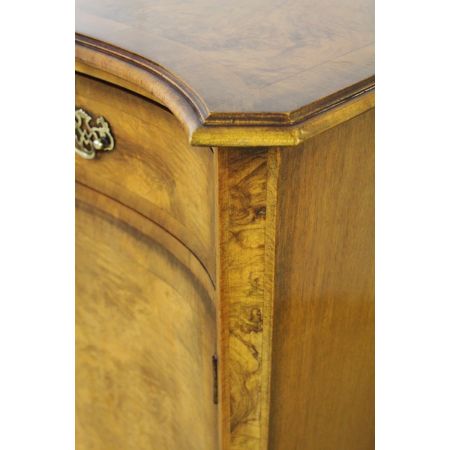 Faszinierendes antikes englisches Nussbaum Sideboard ca 1900