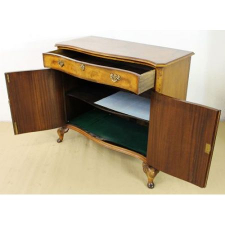 Faszinierendes antikes englisches Nussbaum Sideboard ca 1900