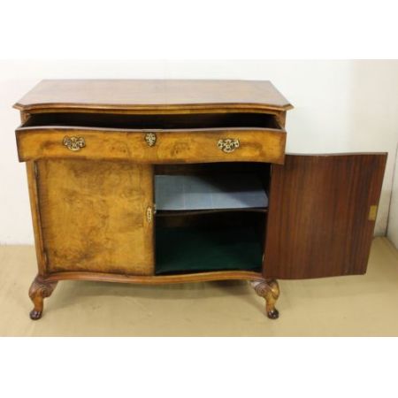 Faszinierendes antikes englisches Nussbaum Sideboard ca 1900