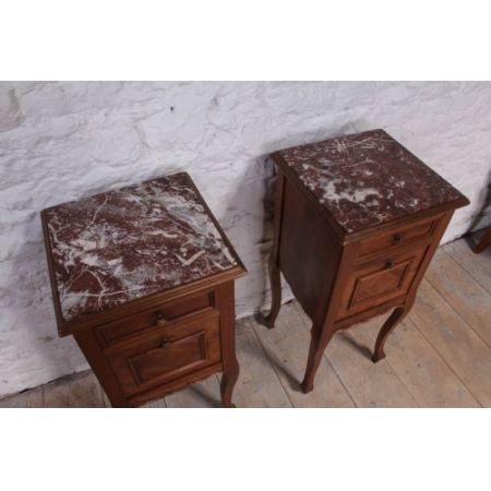 Elegante antike französische Nussbaum Nachttische Louis XV ca 1900