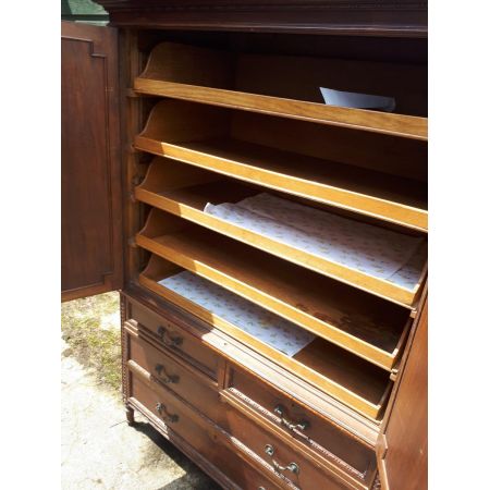  Original antiker kleiner Nussbaum Linen Press Kleiderschrank englisch ca 1900